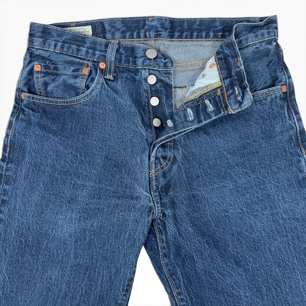 Levis 501 93 Straight Jeans Mens 31x32 Blue Premium Button Fly Denim